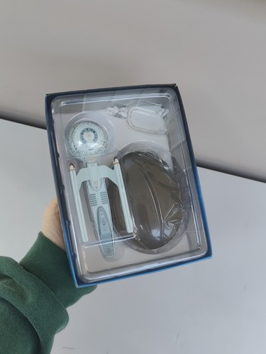 Eaglemoss Star Trek Starship USS Pasteur NCC-58925 Boxed NO Magazine 2015 Stand - Picture 13 of 13