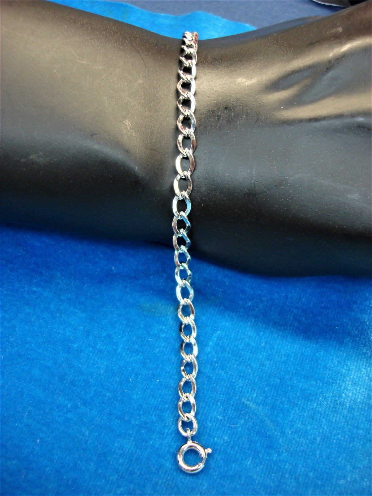 SOLID STERLING SILVER CHARM BRACELET W/RODIUM PLA… - image 1