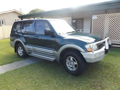 2000 Mitsubishi Montero Sport 1600px Image 7
