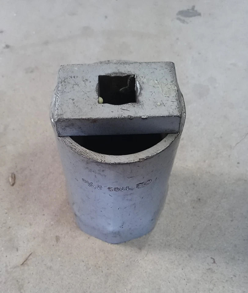 OTC USA 1905 3/4" Drive 6 Point 2-9/16" Wheel Bearing Locknut Socket Vintage - Image 2 of 2