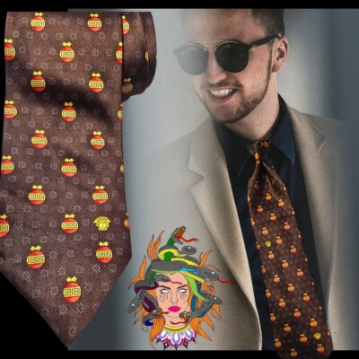 GIANNI VERSACE EXQUISITE SATIN SILK NECKTIE, NWT $179
