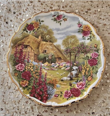 Royal Albert 1992 - Tranquil Garden ,Display Plate, Country Roses, First Quality