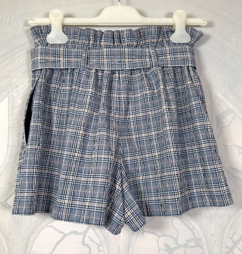 Urban Outfitters blue & beige plaid check waffle belted high-waisted shorts, S/8 - Picture 2 of 4