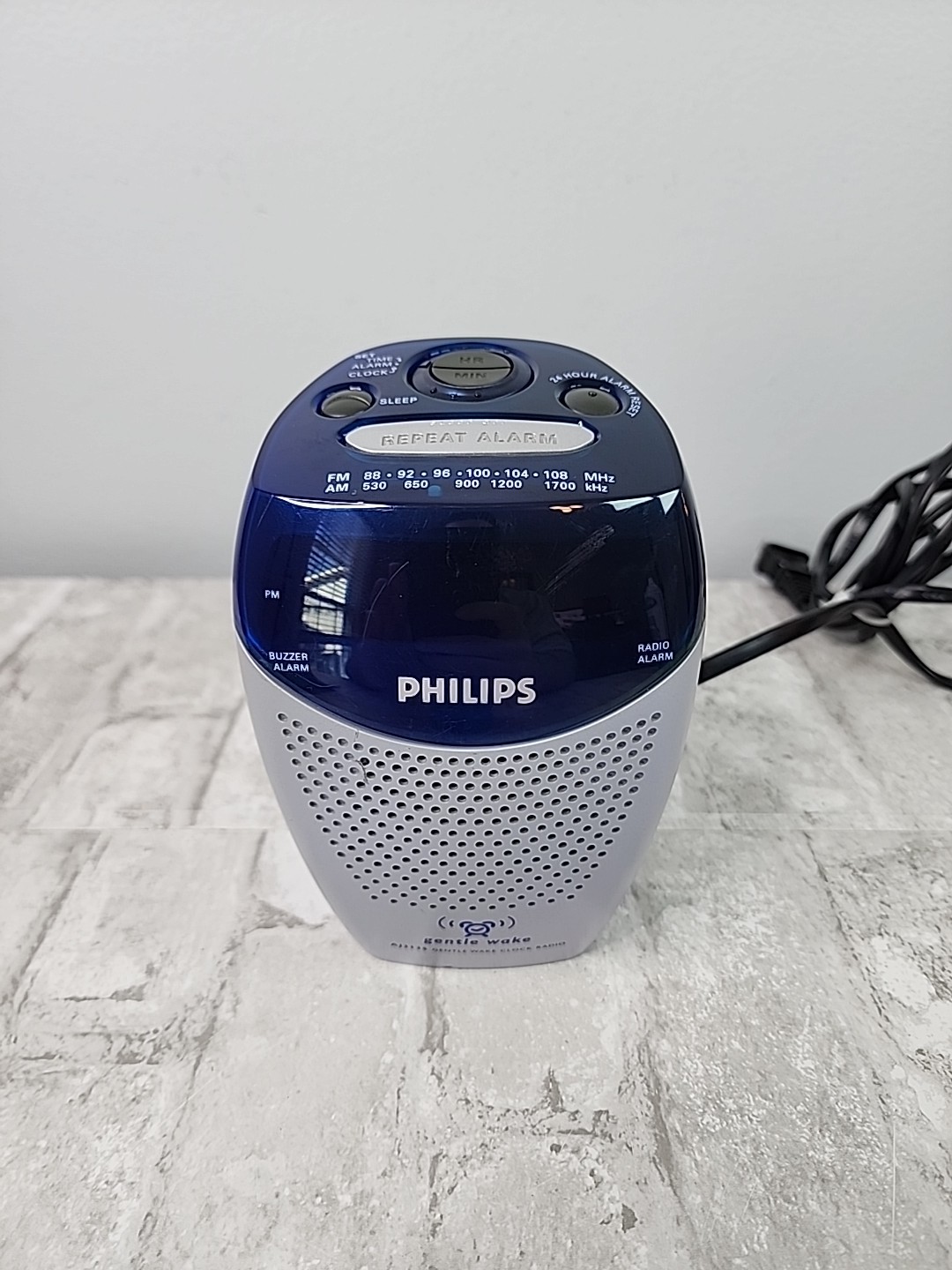 Philips AJ3135 AM/FM Dual Alarm "Gentle Wake" Alarm Clock Radio Tested / Works