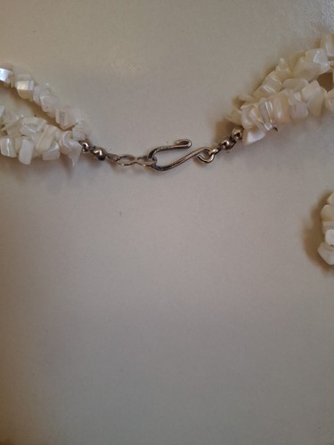 Vintage half moon abalone statement necklace with silver tone accents. - Picture 8 of 9