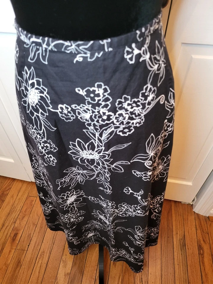 Sag Harbor Black/White Floral A-Line Midi Skirt sz 16 Whimsygoth Cottage Boho — 第 3/4 张图片