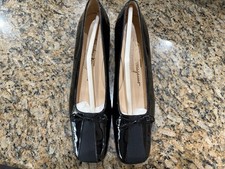 Vintage Salvatore Ferragamo POIVRE pumps in black patent leather and fabric 7.5