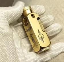 Encendedor de cigarrillos retro creativo grabado con láser en forma de zanja de alta resistencia de lujo