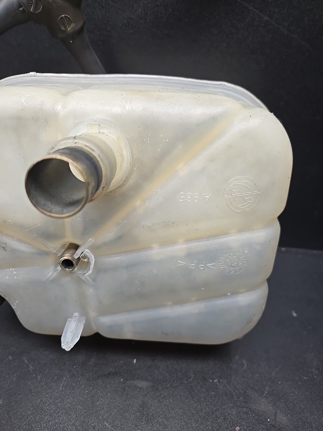 2003-2012 Maserati Quattroporte M139 Radiator Coolant Expansion Reservoir Tank
