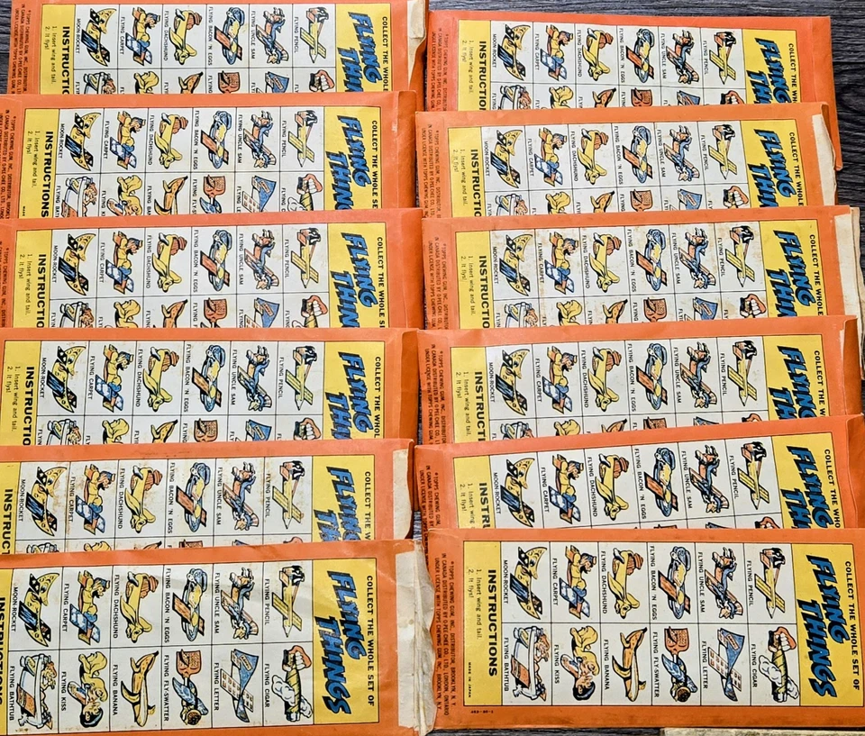 (12) Vintage Topps Flying Things - Complete New Series - 1960s - Japan Made Set - Image 2 of 4