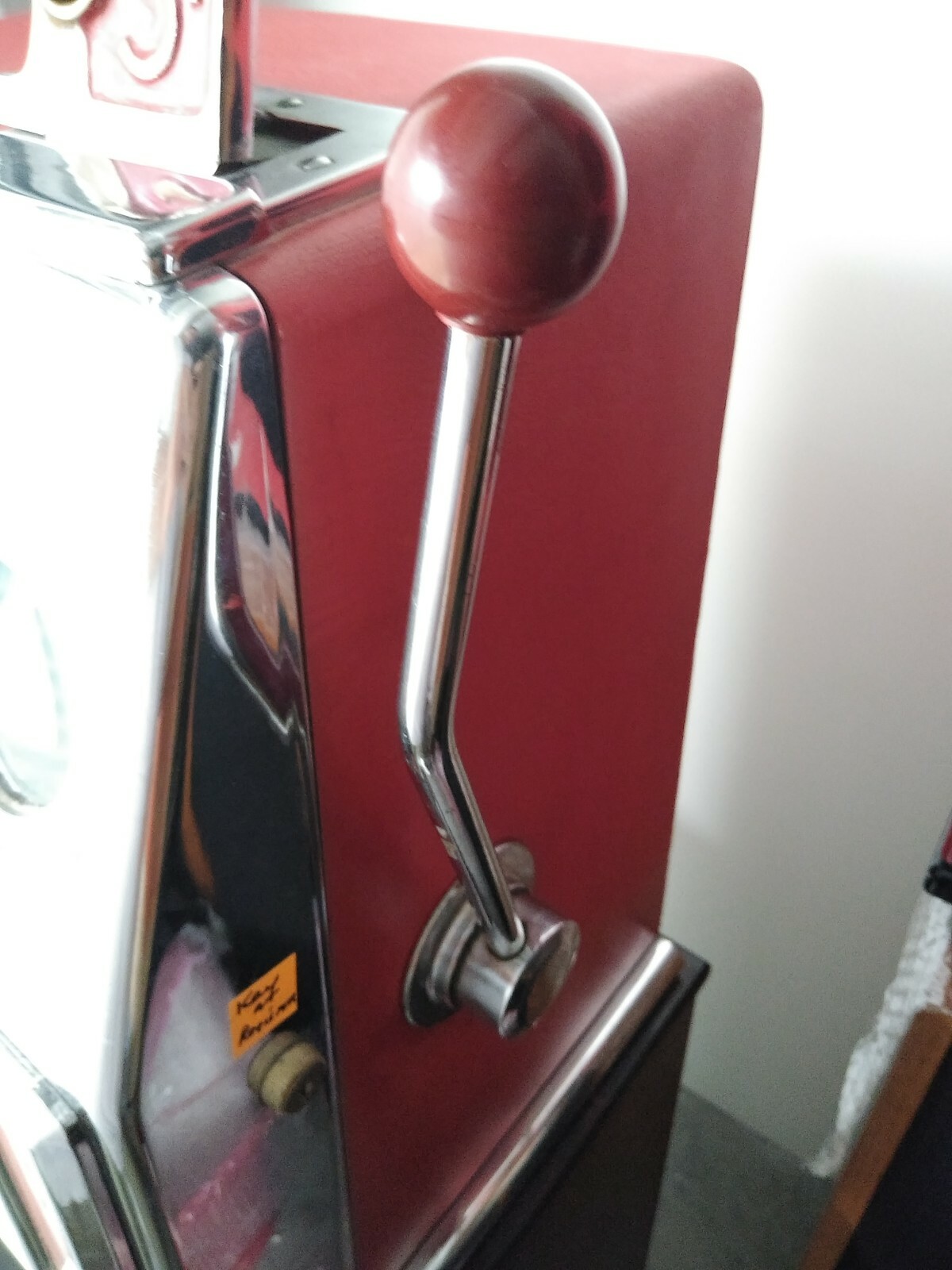 Harvey's Wagon Wheel 5 Cent Slot Machine With Stand Vintage Has Issues