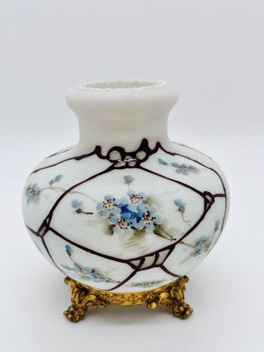Wavecrest Glass-Squatty Vase-Nakara Style-Floral Scene & Ormolu Feet-Beaded Rim - Picture 15 of 24
