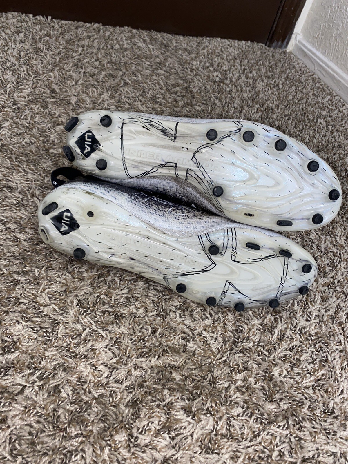 Men's UA Spotlight Lux MC 2.0 Football Cleats Sz 12 black white eBay