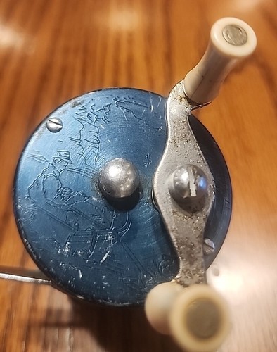 VINTAGE LAWRENCE GREEN ENGRAVED LEVEL-WIND CASTING REEL MADE in U.S.A. ~ NICE!