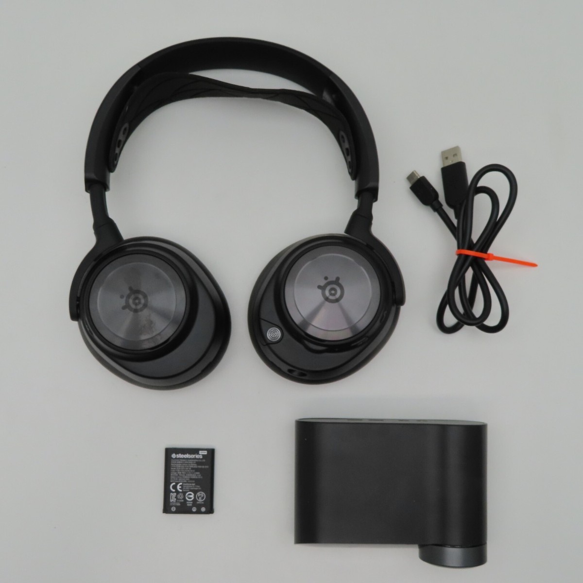 SteelSeries Arctis Nova Pro Wireless 中古品 SteelSeries Arctis Nova Pro Wireless Gaming Headset 1 Battery For