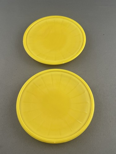 Vintage AKRO AGATE Children’s Tea Cup Pot With Lid Plates MIXED LOT - Picture 11 of 12