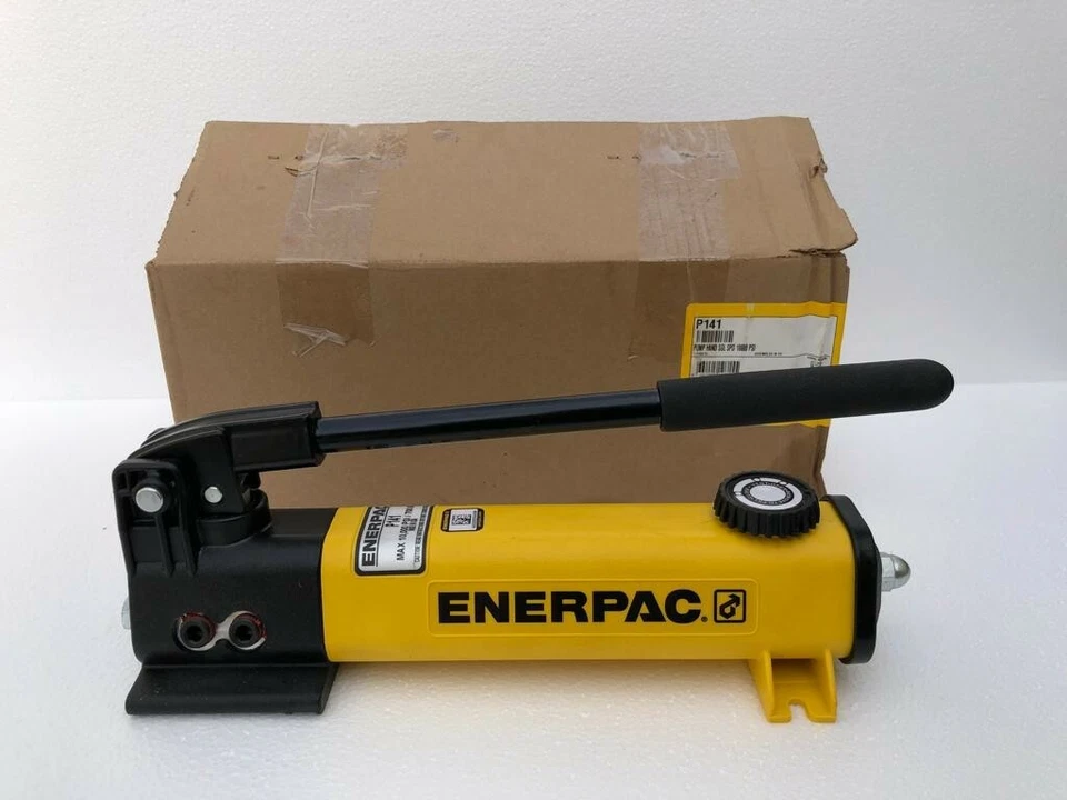 Bomba manual hidráulica de una sola velocidad Enerpac P141 700 bar/10.000 PSI Foto 2 de 4