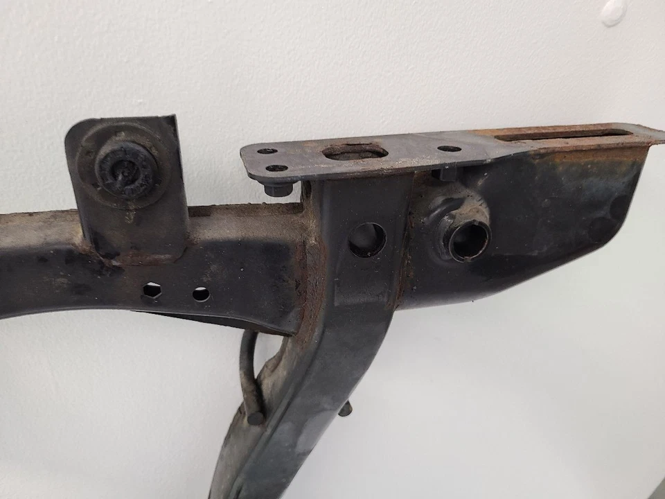 2015 2016 2017 2018 2019 2020 2021 2022 CHEVROLET TRAX Crossmember/K-Frame Front Foto 2 de 4