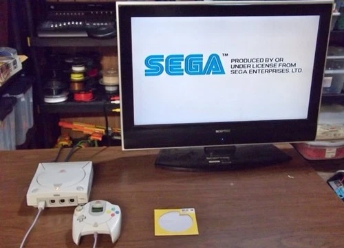 Sega Dreamcast Console with sonic adventure Plus More