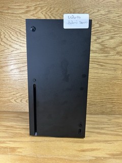 Sistema Microsoft Xbox Series X 1TB Negro SOLO CONSOLA ¡Puerto HDMI dañado!