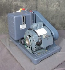 NEW WELCH 1402 DuoSeal Vacuum Pump; 115V, WARRANTED