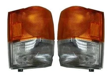 fit 95-06 Isuzu NPR NQR GMC W4500 Park Light PR 8-98052-801-0 8-98052-802-0