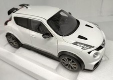 AUTOART Minicar 1/18 NISSAN JUKE-R 2.0 Used