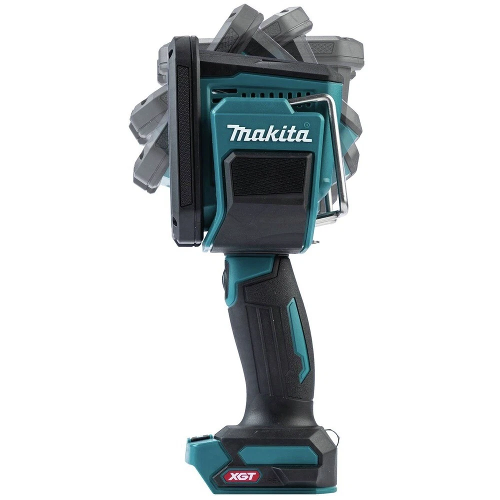 Makita ML007G 40V MAX XGT Cordless L.E.D. Flashlight Spotlight