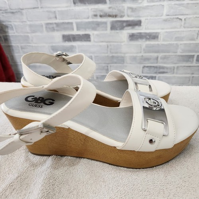 #ad GBG By Guess Women#x27;s Shoes Sandals White Wedge Size 8.5 SKU#07585 $25.00