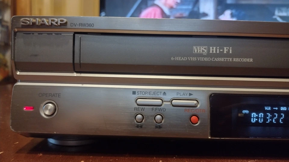 SHARP MASTERIZZATORE COMBO VHS DVD DV-RW360, 6 TESTINE STEREO CON TELECOMANDO - Immagine 3 di 4