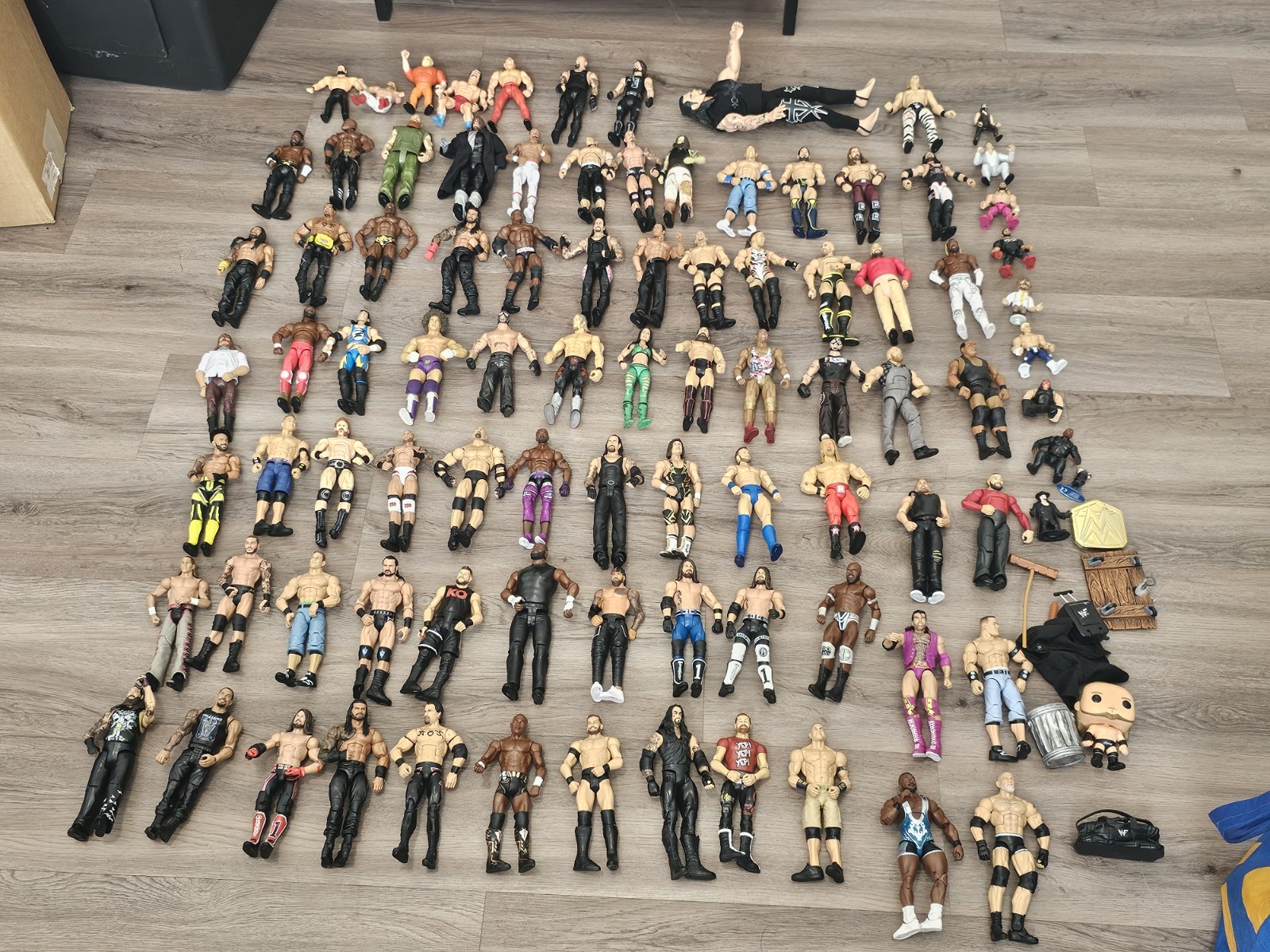 Huge Wrestling Figure Lot.  92 Figures Some Super Old W/ Some accessories