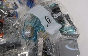 LEGO 60104 CITY Airport Passenger Terminal - Retired - New Open Imperfect Box