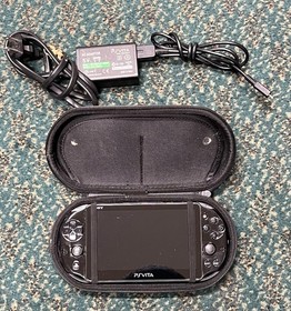 Sony PS Vita - PCH-2000 With  Charger And Left Stick Drift, Sly Cooper G FREE SH