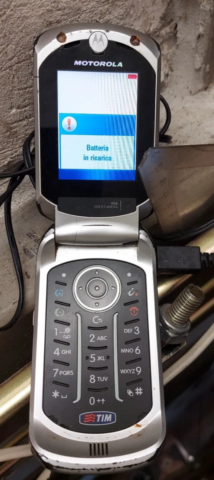 TELEFONO CELLULARE MOTOROLA E1070 UMTS, 10 MB , USATO - Immagine 4 di 4
