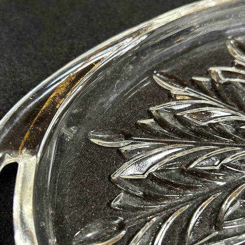 VTG Jeanette Feather & Flowers Gold Trim Clear Glass Oval Handled Relish Tray - Picture 3 of 11