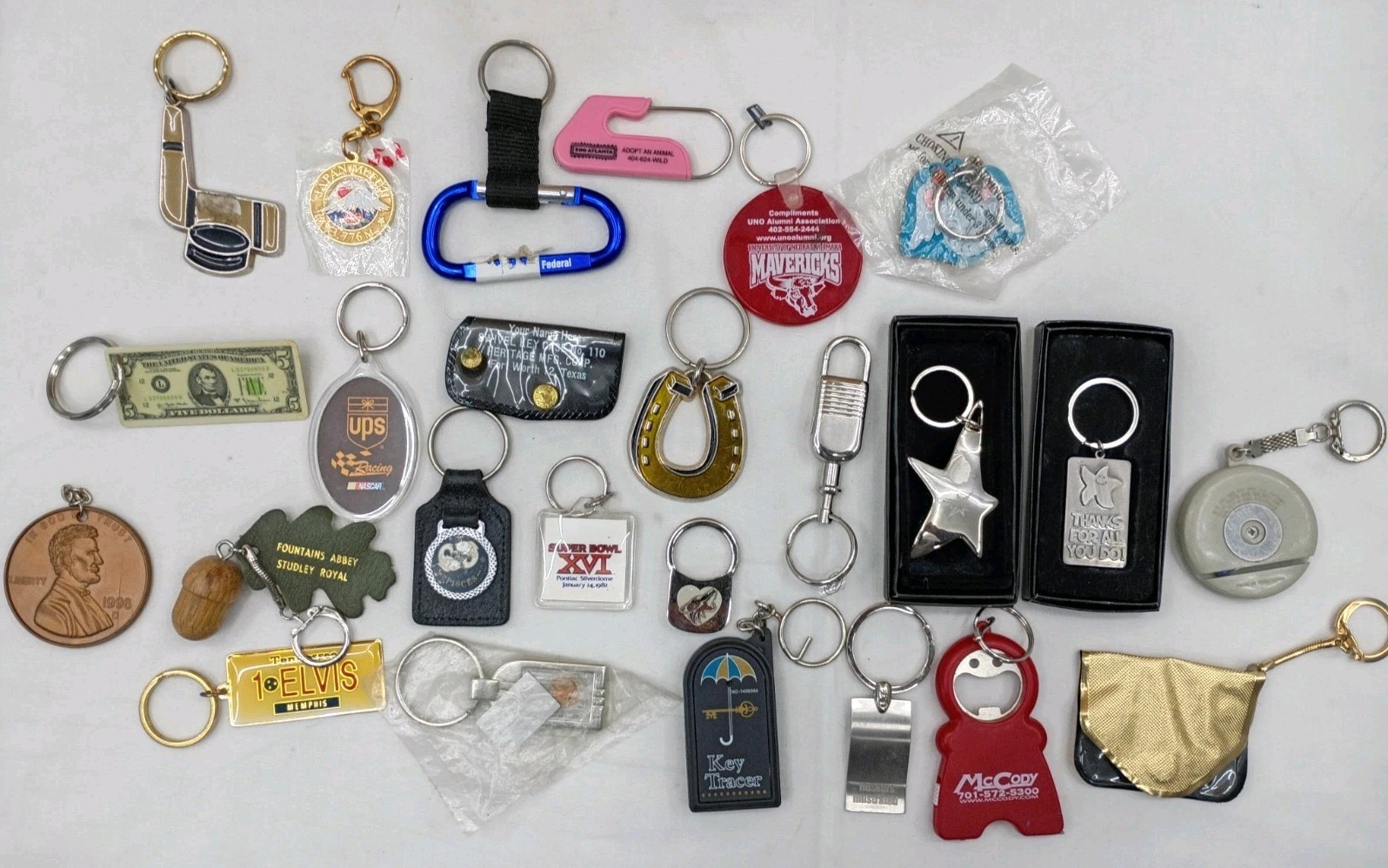 Keychain Lot Vintage to Now Mixed Novelty Advertising, Souvenir, Characters