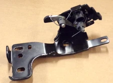 2007 chevy trailblazer lift gate glass latch actuator 2006-2009 gmc envoy