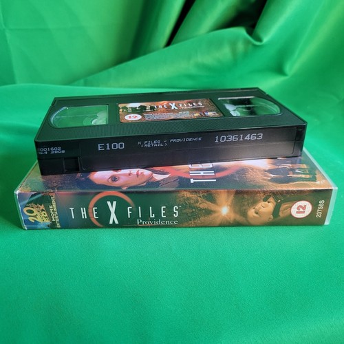 The X Files PROVIDENCE (VHS, 2002 VIDEO) provenance - Picture 3 of 3
