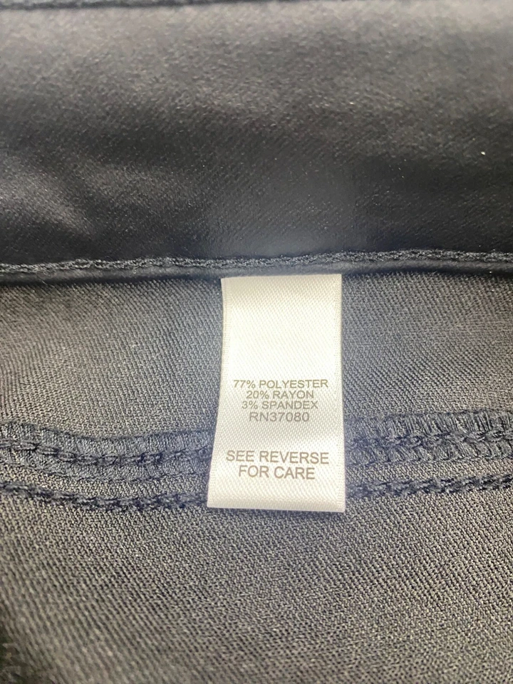 Calça de couro sintético Cato feminina 20W plus preta cintura média tornozelo magro EST 1946 nova com etiquetas - Imagem 4 de 4