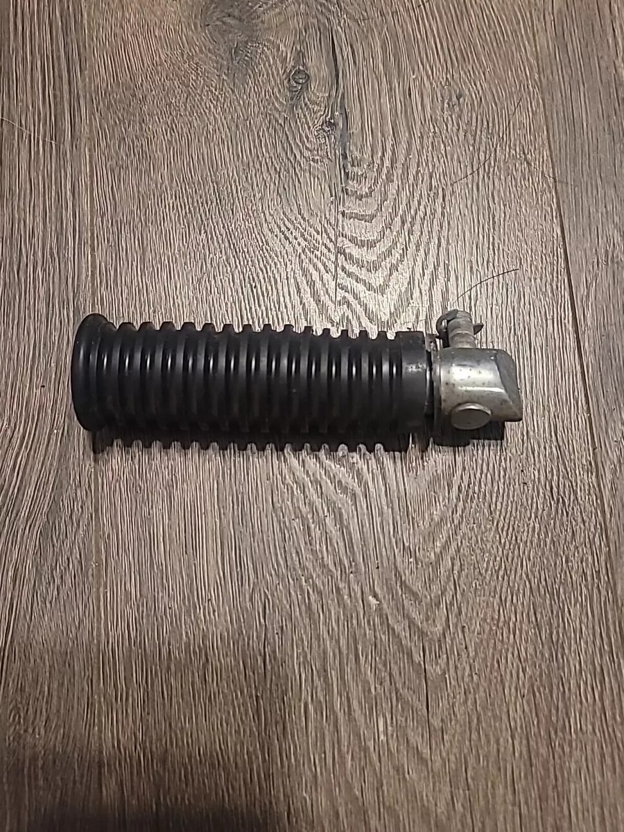 2001 Kawasaki Vulcan OEM 800 VN800A right rear passenger footrest