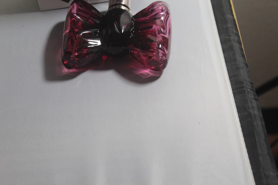 BONBON de Viktor & Rolf 1,7 OZ 50 ML EAU DE PARFUM EDP SPRAY NUEVO EN CAJA Foto 3 de 3