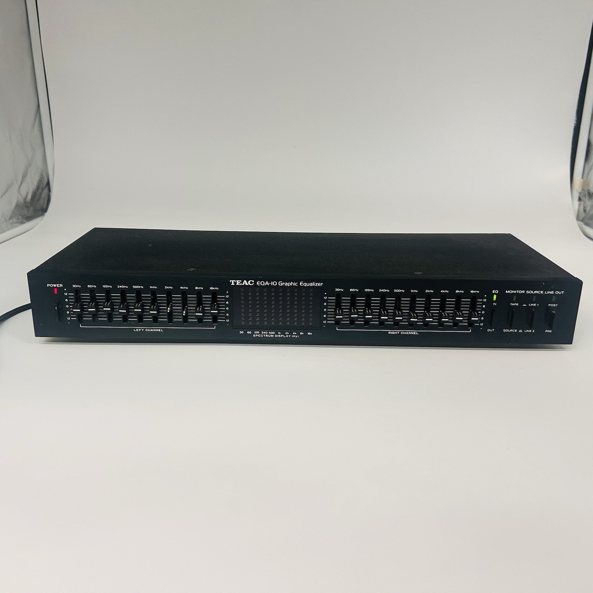 TEAC EQA-10 Stereo Graphic Equalizer Missing 2 Knobs Power On