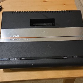 Atari 7800 ProSystem Console 2 Controllers Space Invaders Pole Position RF NTSC