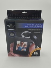 USB 2.0 Digital Photo Keychain Black The Sharper Image, Stores 60 Color Pics NEW