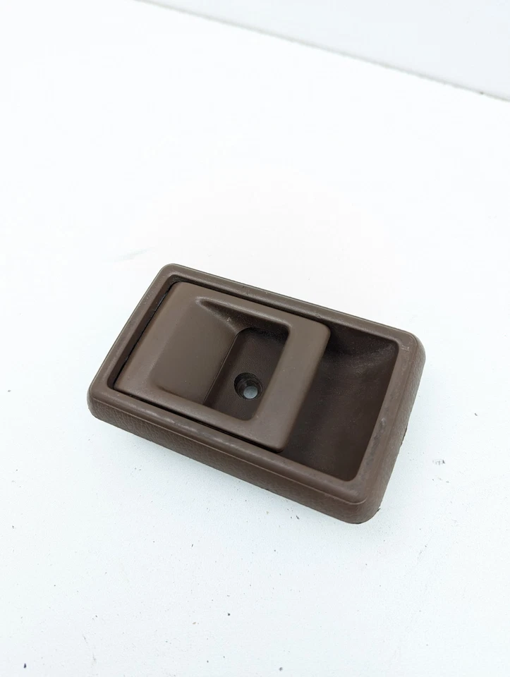 1990-1995 Toyota 4Runner Rear Right Passenger Interior Door Handle Brown OEM - Image 3 of 4