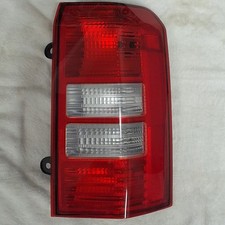 2008-2017 Jeep Patriot Rear Tail Light Brake Lamp Passenger Rh Side Replacement 2008-2017 Jeep Patriot Rear Tail Light Brake Lamp Passenger Rh Side Replacement