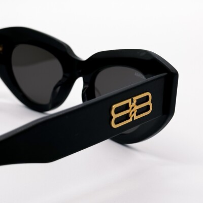 NEW BALENCIAGA CAT EYE UNISEX SUNGLASSES BB0236S 001 LOOKS  display picture 2