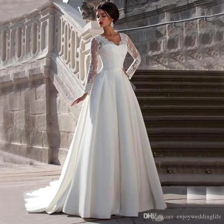 Elegant A-Line Wedding Dresses V-Neck Long Sleeves Lace Appliques Bridal Gowns - Image 3 of 4