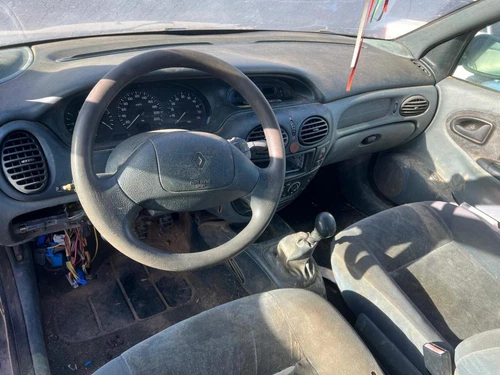 7700834102 Modanatura Anteriore per RENAULT MEGANE I CLASSIC (LA0) 1998 199449 - Foto 5 di 8