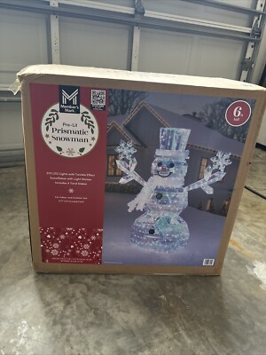 Member's Mark 570 LED Pre-Lit Prismatic Snowman Iridescent Finish